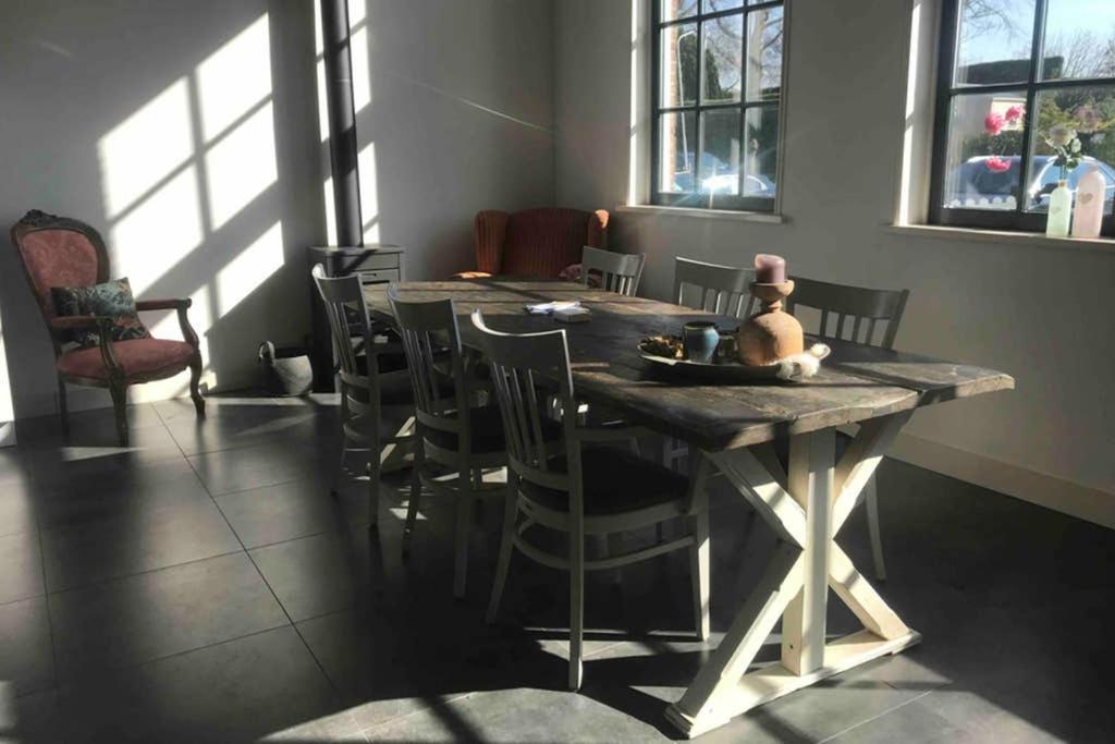 Suite School 15 B Zonnemaire Exteriér fotografie