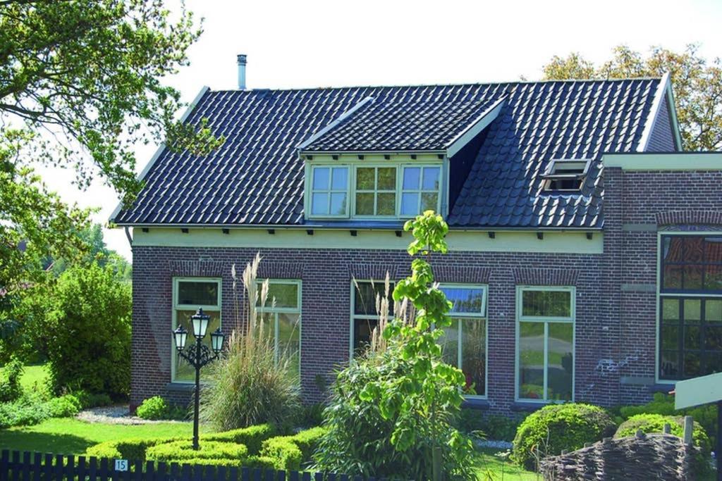Suite School 15 B Zonnemaire Exteriér fotografie